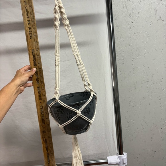 Macrame Plant Hanger 32” Long 8” Wide Hold 6” Pot Included - Picture 11 of 12